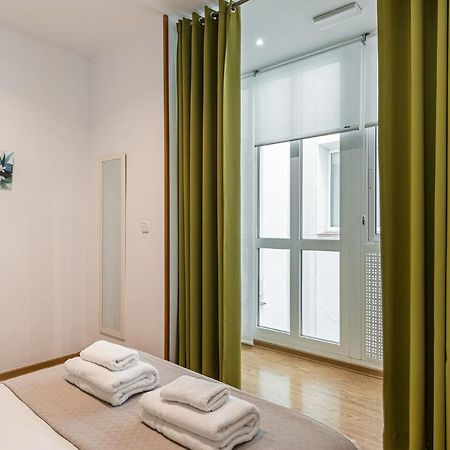 Waou Apartamentos En Sol Confort 7 Мадрид Экстерьер фото
